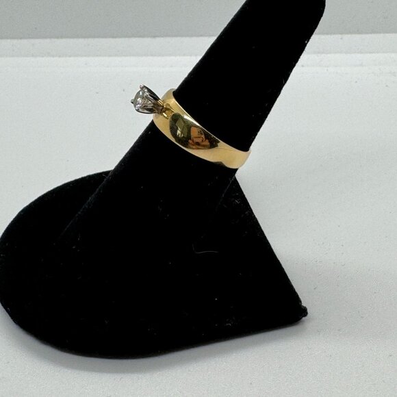 .25 ct tw Diamond Ring Round 14K Yellow Gold Band size 7 - Picture 6 of 8